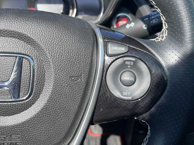 ホンダ Ｓ６６０ α 山口県 2015(平27)年 1.1万km プレミアムスターホワイトパール ワンオーナー/6速マニュアル車/クルーズコントロール/プッシュスタート/横滑り安全装置/オートライト/純正フロアマット/純正アルミホイール/保証書/記録簿/取扱説明書/サンルーフ/スペアキー/スマートキー/HIDヘッドライト