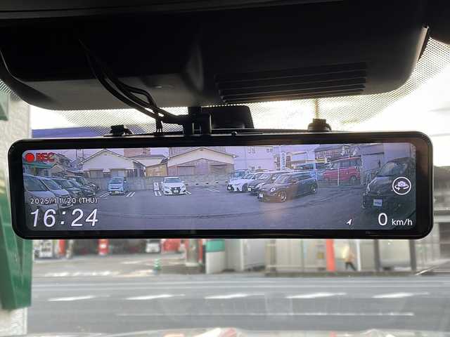 三菱 アウトランダー ＰＨＥＶ P 愛媛県 2022(令4)年 4.2万km パール 純正ナビ/BOSEサウンド/サンルーフ/全方位カメラ/バックカメラ/前後ドライブレコーダー/マイパイロット/追従型クルーズコントロール/前後コーナーセンサー/デジタルインナーミラー/D席N席パワーシート/全席シートヒーター/スペアキー/ハンドルヒーター