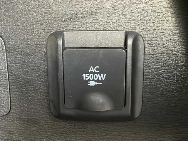 三菱 アウトランダー ＰＨＥＶ P 愛媛県 2022(令4)年 4.2万km パール 純正ナビ/BOSEサウンド/サンルーフ/全方位カメラ/バックカメラ/前後ドライブレコーダー/マイパイロット/追従型クルーズコントロール/前後コーナーセンサー/デジタルインナーミラー/D席N席パワーシート/全席シートヒーター/スペアキー/ハンドルヒーター