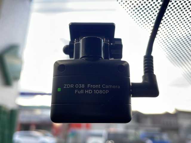 三菱 アウトランダー ＰＨＥＶ P 愛媛県 2022(令4)年 4.2万km パール 純正ナビ/BOSEサウンド/サンルーフ/全方位カメラ/バックカメラ/前後ドライブレコーダー/マイパイロット/追従型クルーズコントロール/前後コーナーセンサー/デジタルインナーミラー/D席N席パワーシート/全席シートヒーター/スペアキー/ハンドルヒーター