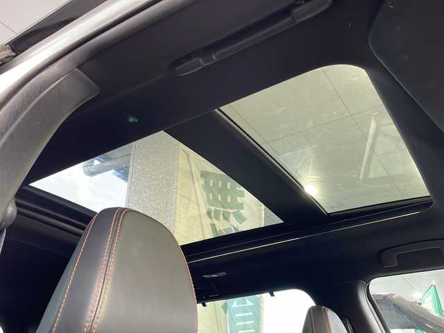 三菱 アウトランダー ＰＨＥＶ P 愛媛県 2022(令4)年 4.2万km パール 純正ナビ/BOSEサウンド/サンルーフ/全方位カメラ/バックカメラ/前後ドライブレコーダー/マイパイロット/追従型クルーズコントロール/前後コーナーセンサー/デジタルインナーミラー/D席N席パワーシート/全席シートヒーター/スペアキー/ハンドルヒーター