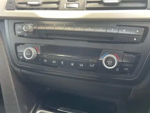 ＢＭＷ ３２０ｄ 愛知県 2014(平26)年 10.3万km シルバー /当店買取/ディーゼルターボ//右ハンドル/ディーラー車//純正ナビ/バックカメラ//Pソナー//インテリジェントS/レーンキープ//レーダークルーズコントロール//ミラー一体型ETC//TRC//ECOPRO/SPORTモード//ISOFIX//プッシュスタート/スマートキー//前席Pシート