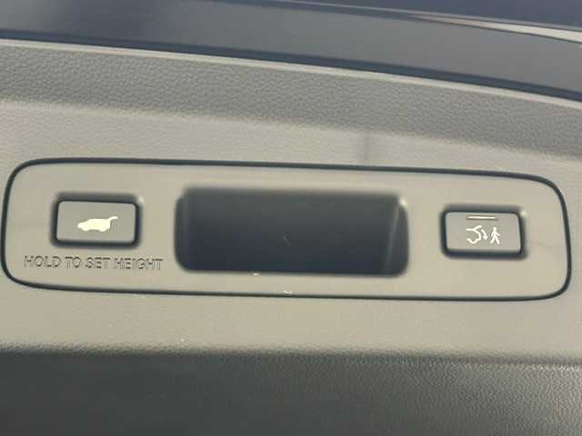 ホンダ ヴェゼル ハイブリッド e:HEV Z 兵庫県 2025(令7)年 0.1千km クリスタルブラックパール 純正メモリナビ(Bluetooth/フルセグ/USB/applecarplay/androidauto)/バックカメラ/追従型クルーズコントロール/シートヒーター(D+N席)/ステアリングヒーター/パワーバックドア/電子パーキングブレーキ/ブレーキホールド/ブラインドスポットモニター/ビルトインETC2.0/前後コーナーセンサー/置くだけ充電/純正18インチアルミホイール/オートライト/オートマチックハイビーム/LEDヘッドライト/LEDフォグライト