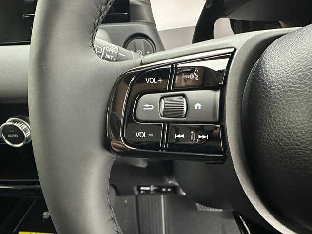 ホンダ ヴェゼル ハイブリッド e:HEV Z 兵庫県 2025(令7)年 0.1千km クリスタルブラックパール 純正メモリナビ(Bluetooth/フルセグ/USB/applecarplay/androidauto)/バックカメラ/追従型クルーズコントロール/シートヒーター(D+N席)/ステアリングヒーター/パワーバックドア/電子パーキングブレーキ/ブレーキホールド/ブラインドスポットモニター/ビルトインETC2.0/前後コーナーセンサー/置くだけ充電/純正18インチアルミホイール/オートライト/オートマチックハイビーム/LEDヘッドライト/LEDフォグライト