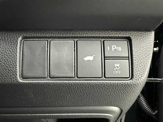 ホンダ ヴェゼル ハイブリッド e:HEV Z 兵庫県 2025(令7)年 0.1千km クリスタルブラックパール 純正メモリナビ(Bluetooth/フルセグ/USB/applecarplay/androidauto)/バックカメラ/追従型クルーズコントロール/シートヒーター(D+N席)/ステアリングヒーター/パワーバックドア/電子パーキングブレーキ/ブレーキホールド/ブラインドスポットモニター/ビルトインETC2.0/前後コーナーセンサー/置くだけ充電/純正18インチアルミホイール/オートライト/オートマチックハイビーム/LEDヘッドライト/LEDフォグライト