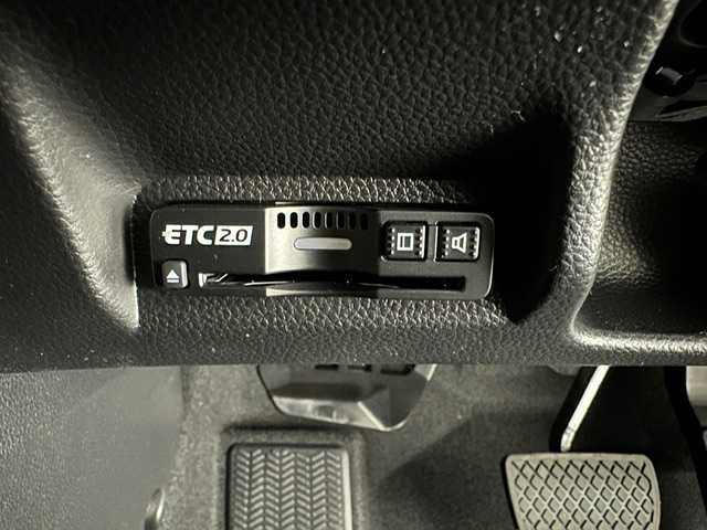 ホンダ ヴェゼル ハイブリッド e:HEV Z 兵庫県 2025(令7)年 0.1千km クリスタルブラックパール 純正メモリナビ(Bluetooth/フルセグ/USB/applecarplay/androidauto)/バックカメラ/追従型クルーズコントロール/シートヒーター(D+N席)/ステアリングヒーター/パワーバックドア/電子パーキングブレーキ/ブレーキホールド/ブラインドスポットモニター/ビルトインETC2.0/前後コーナーセンサー/置くだけ充電/純正18インチアルミホイール/オートライト/オートマチックハイビーム/LEDヘッドライト/LEDフォグライト