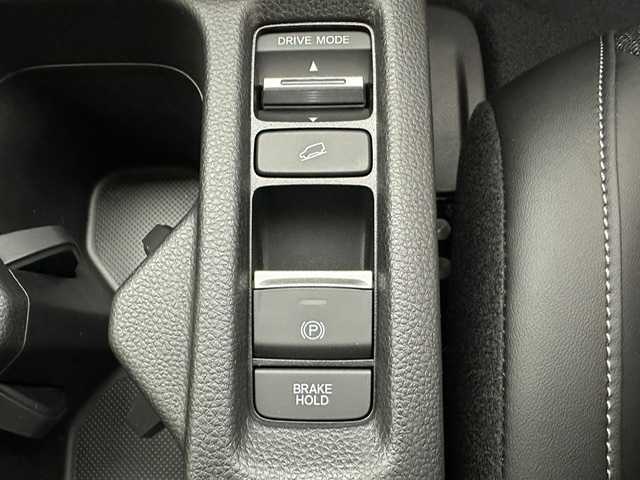 ホンダ ヴェゼル ハイブリッド e:HEV Z 兵庫県 2025(令7)年 0.1千km クリスタルブラックパール 純正メモリナビ(Bluetooth/フルセグ/USB/applecarplay/androidauto)/バックカメラ/追従型クルーズコントロール/シートヒーター(D+N席)/ステアリングヒーター/パワーバックドア/電子パーキングブレーキ/ブレーキホールド/ブラインドスポットモニター/ビルトインETC2.0/前後コーナーセンサー/置くだけ充電/純正18インチアルミホイール/オートライト/オートマチックハイビーム/LEDヘッドライト/LEDフォグライト