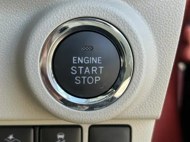 ダイハツ キャスト スタイル G ターボ VS SAⅢ 愛媛県 2020(令2)年 3.3万km ファイアークォーツレッドM 社外ディスプレイオーディオ/（FA/AM/Bluetooth/iPod/AUX）/アラウンドビューモニター/衝突軽減ブレーキ/レーンキープアシスト/シートヒーター/ETC/前後ドライブレコーダー/クリアランスソナー/オートハイビーム/LEDヘッドライト/横滑り防止装置/USB入力端子/HDMIケーブル/純正15インチAW/純正フロアマット/プッシュスタート/スマートキー