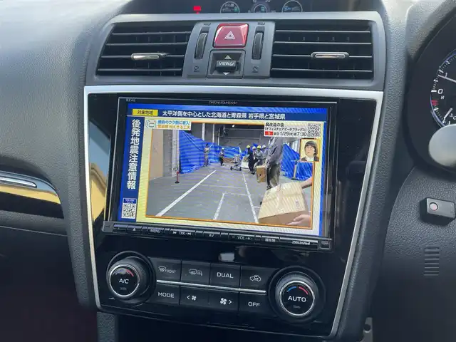 スバル レヴォーグ 1．6GTアイサイト Vスポーツ 千葉県 2019(令1)年 6.4万km クリスタルブラックシリカ 社外ナビ【フルセグ、BT、DVD、USB】/純正18インチアルミホイール/アイサイト/パドルシフト/クルーズコントロール/前席シートヒーター/アイドリングストップ/コーナーセンサー（リア）/フロント・サイド・バックカメラ/BSM/ETC/USB充電×４/デュアルAC/トノカバー/社外フロアマット/保証書/取説・ナビ説/スペアキー