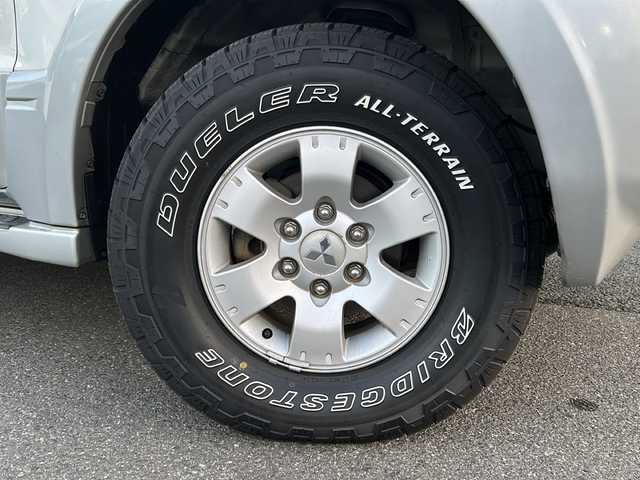 三菱 パジェロ ロング ZR 福島県 2003(平15)年 11.4万km ソフィアホワイト/サテライトシルバー 純正オーディオ/・CD/FM/AM/前方ドラレコ/電動格納ミラー/ハロゲンヘッドライト/・オートライト/・フォグランプ/ドアバイザー