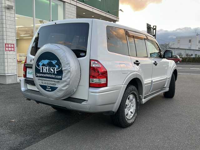 三菱 パジェロ ロング ZR 福島県 2003(平15)年 11.4万km ソフィアホワイト/サテライトシルバー 純正オーディオ/・CD/FM/AM/前方ドラレコ/電動格納ミラー/ハロゲンヘッドライト/・オートライト/・フォグランプ/ドアバイザー