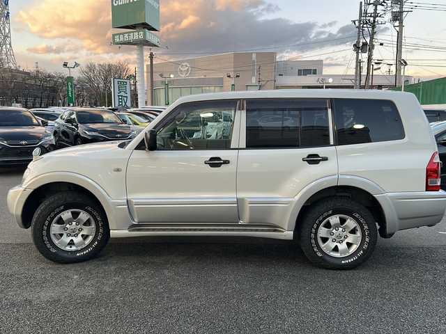 三菱 パジェロ ロング ZR 福島県 2003(平15)年 11.4万km ソフィアホワイト/サテライトシルバー 純正オーディオ/・CD/FM/AM/前方ドラレコ/電動格納ミラー/ハロゲンヘッドライト/・オートライト/・フォグランプ/ドアバイザー