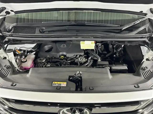 トヨタ ヴェルファイア ハイブリット Z プレミア 佐賀県 2024(令6)年 0.8万km プラチナホワイトパールマイカ 純正14インチディスプレイオーディオ/（コネクティドナビ対応）/フルセグTV/Bluetooth/MiraCast/後席13.2インチフリップダウンモニター/パノラマミックビューモニター/左右独立ムーンルーフ/両側パワースライドドア/社外デジタルインナーミラー/ETC2.0/前後ドライブレコーダー/トヨタセーフティーセンス/プリクラッシュセーフティー/アダクティブクルーズコントロール/レーントレーシングアラート/ロードサインアシスト/パーキングサポートブレーキ/トヨタチームメイト/アドバンストパーク/アドバンストドライブ/運転席・助手席パワーシート/運転席・助手席シートヒーター/運転席・助手席シートベンチレーション/運転席シートメモリ/ステアリングヒーター/三眼LEDヘッドライト/オートライト/オートハイビーム/フォグランプ/ヘッドアップディスプレイ/置くだけ充電/純正フロアマット/純正19インチアルミホイール