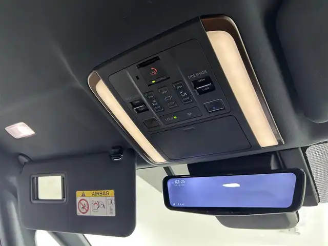 トヨタ ヴェルファイア ハイブリット Z プレミア 佐賀県 2024(令6)年 0.8万km プラチナホワイトパールマイカ 純正14インチディスプレイオーディオ/（コネクティドナビ対応）/フルセグTV/Bluetooth/MiraCast/後席13.2インチフリップダウンモニター/パノラマミックビューモニター/左右独立ムーンルーフ/両側パワースライドドア/社外デジタルインナーミラー/ETC2.0/前後ドライブレコーダー/トヨタセーフティーセンス/プリクラッシュセーフティー/アダクティブクルーズコントロール/レーントレーシングアラート/ロードサインアシスト/パーキングサポートブレーキ/トヨタチームメイト/アドバンストパーク/アドバンストドライブ/運転席・助手席パワーシート/運転席・助手席シートヒーター/運転席・助手席シートベンチレーション/運転席シートメモリ/ステアリングヒーター/三眼LEDヘッドライト/オートライト/オートハイビーム/フォグランプ/ヘッドアップディスプレイ/置くだけ充電/純正フロアマット/純正19インチアルミホイール