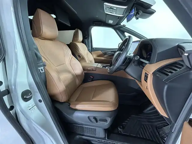 トヨタ ヴェルファイア ハイブリット Z プレミア 佐賀県 2024(令6)年 0.8万km プラチナホワイトパールマイカ 純正14インチディスプレイオーディオ/（コネクティドナビ対応）/フルセグTV/Bluetooth/MiraCast/後席13.2インチフリップダウンモニター/パノラマミックビューモニター/左右独立ムーンルーフ/両側パワースライドドア/社外デジタルインナーミラー/ETC2.0/前後ドライブレコーダー/トヨタセーフティーセンス/プリクラッシュセーフティー/アダクティブクルーズコントロール/レーントレーシングアラート/ロードサインアシスト/パーキングサポートブレーキ/トヨタチームメイト/アドバンストパーク/アドバンストドライブ/運転席・助手席パワーシート/運転席・助手席シートヒーター/運転席・助手席シートベンチレーション/運転席シートメモリ/ステアリングヒーター/三眼LEDヘッドライト/オートライト/オートハイビーム/フォグランプ/ヘッドアップディスプレイ/置くだけ充電/純正フロアマット/純正19インチアルミホイール