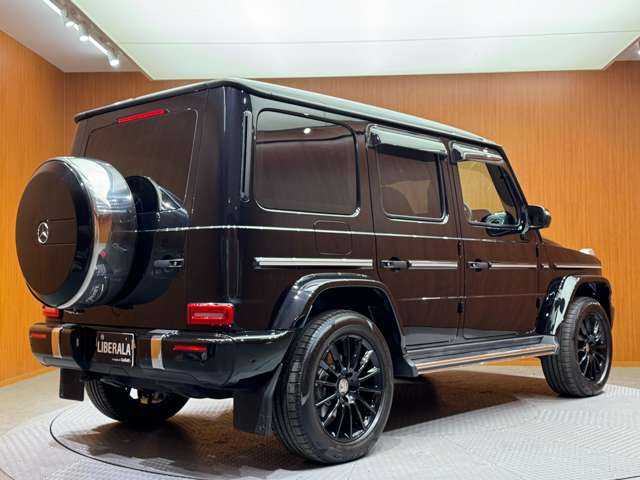 メルセデス・ベンツ ゲレンデヴァーゲン Ｇ３５０ｄ AMGライン 千葉県 2019(令1)年 4.6万km オブシディアンブラック ラグジュアリーＰＫＧ　/アダプティブダンパー　/Ｂｕｒｍｅｓｔｅｒサウンド　/黒革シート　/ガラスＳＲ　/ＡＣＣ　/シートＨ　/ナビ　/ＴＶ　/３６０°ＬＥＤライト　/アクティブパーキング　/衝突軽減Ｂ　/ＢＳＭ　/ＬＫＡ