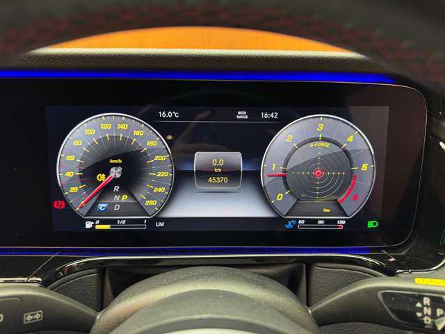 メルセデス・ベンツ ゲレンデヴァーゲン Ｇ３５０ｄ AMGライン 千葉県 2019(令1)年 4.6万km オブシディアンブラック ラグジュアリーＰＫＧ　/アダプティブダンパー　/Ｂｕｒｍｅｓｔｅｒサウンド　/黒革シート　/ガラスＳＲ　/ＡＣＣ　/シートＨ　/ナビ　/ＴＶ　/３６０°ＬＥＤライト　/アクティブパーキング　/衝突軽減Ｂ　/ＢＳＭ　/ＬＫＡ