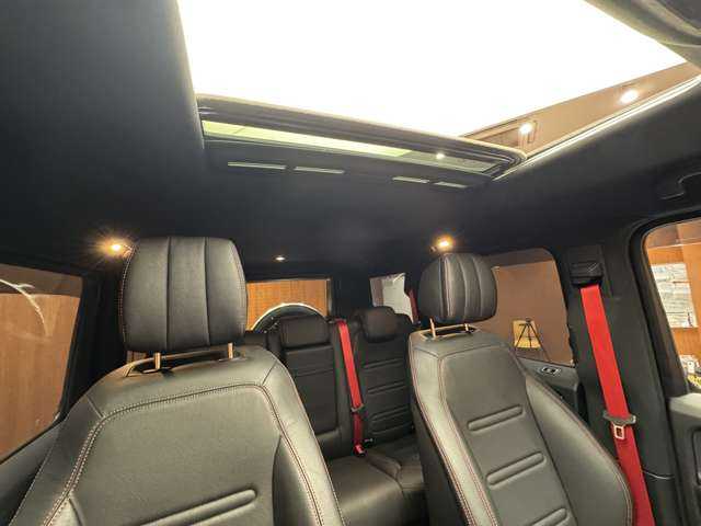 メルセデス・ベンツ ゲレンデヴァーゲン Ｇ３５０ｄ AMGライン 千葉県 2019(令1)年 4.6万km オブシディアンブラック ラグジュアリーＰＫＧ　/アダプティブダンパー　/Ｂｕｒｍｅｓｔｅｒサウンド　/黒革シート　/ガラスＳＲ　/ＡＣＣ　/シートＨ　/ナビ　/ＴＶ　/３６０°ＬＥＤライト　/アクティブパーキング　/衝突軽減Ｂ　/ＢＳＭ　/ＬＫＡ