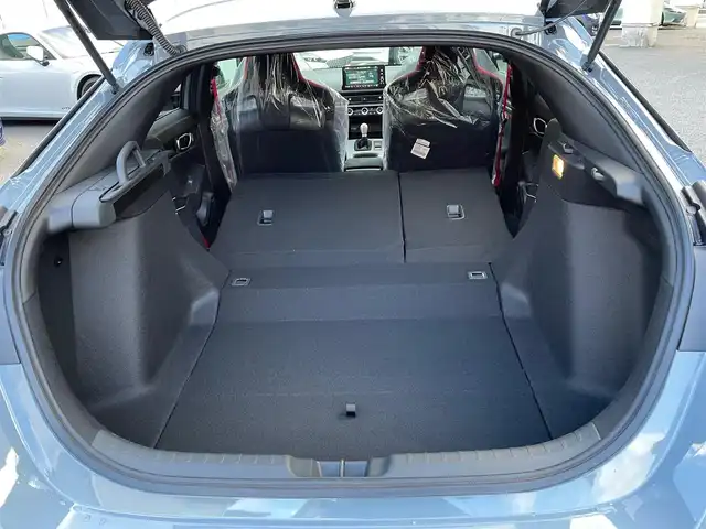 ホンダ シビック タイプR 神奈川県 2025(令7)年 0.1千km ソニックグレーパール ワンオーナー/純正メモリーナビ・地デジTV/バックモニター/ビルトインETC2.0/純正USB/BT再生/純正19インチAW/ブレンボブレーキ/LEDヘッドライト/ホンダセンシング/レーダークルーズコントロール/PCS/LKA/BSM/標識検知/コーナーセンサー/プッシュスタート/スマートキー×2/保証書・取説あり