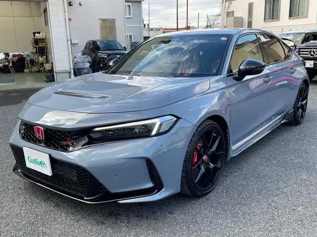 ホンダ シビック タイプR 神奈川県 2025(令7)年 0.1千km ソニックグレーパール ワンオーナー/純正メモリーナビ・地デジTV/バックモニター/ビルトインETC2.0/純正USB/BT再生/純正19インチAW/ブレンボブレーキ/LEDヘッドライト/ホンダセンシング/レーダークルーズコントロール/PCS/LKA/BSM/標識検知/コーナーセンサー/プッシュスタート/スマートキー×2/保証書・取説あり