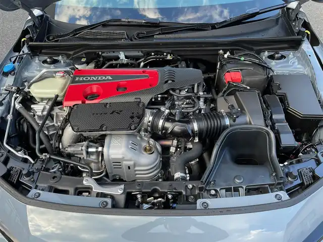 ホンダ シビック タイプR 神奈川県 2025(令7)年 0.1千km ソニックグレーパール ワンオーナー/純正メモリーナビ・地デジTV/バックモニター/ビルトインETC2.0/純正USB/BT再生/純正19インチAW/ブレンボブレーキ/LEDヘッドライト/ホンダセンシング/レーダークルーズコントロール/PCS/LKA/BSM/標識検知/コーナーセンサー/プッシュスタート/スマートキー×2/保証書・取説あり