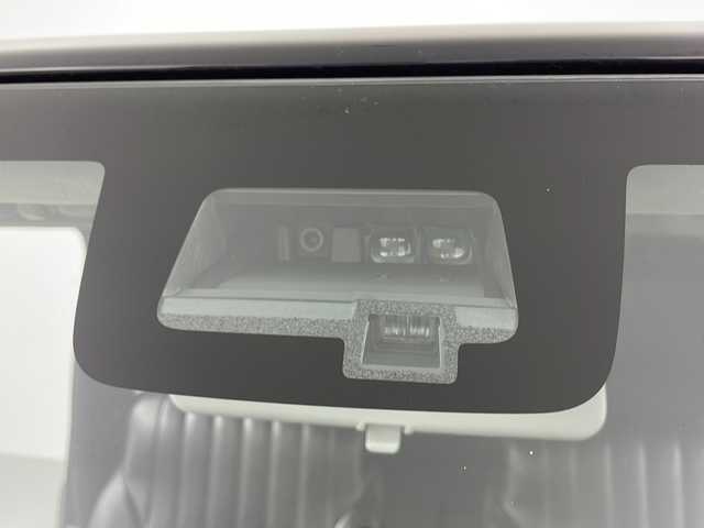 スズキ ジムニー シエラ JC 熊本県 2024(令6)年 0.6万km ブルーイッシュブラックパール3 禁煙車/衝突被害軽減ブレーキ/車線逸脱警報/純正ディスプレイオーディオ（PVH-9300DVSZS）/AM/FM/USB/Bluetooth/バックカメラ/クルーズコントロール/シートヒーター/コーナーセンサー後方/レザー調シートカバー/ダウンヒルアシスト/LEDヘッドライト/ヘッドライトウォッシャー/ドアバイザー/スマートキー/プッシュスタート/ABS/横滑り防止装置