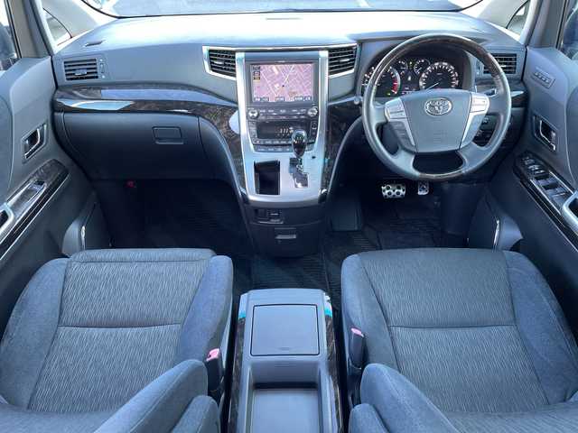 トヨタ アルファード 350S Cパッケージ 長野県 2012(平24)年 5.8万km ホワイトパールクリスタルシャイン 禁煙車/車高調/純正ナビ（CD/DVD/フルセグTV/Bluetooth）/バックカメラ/ビルトインETC/サンルーフ/フリップダウンモニター/前後ドライブレコーダー/両側パワースライドドア/パワーシート（運転席メモリー機能付）/電動リアゲート/AC100V/ウッドコンビステアリング/クルーズコントロール/ステアリングスイッチ/キセノンヘッドライト/フォグランプ/オートライト/スマートキー/Pスタート/電動格納ミラー/WORK GNOSIS20インチAW/純正スタッドレス積み込み