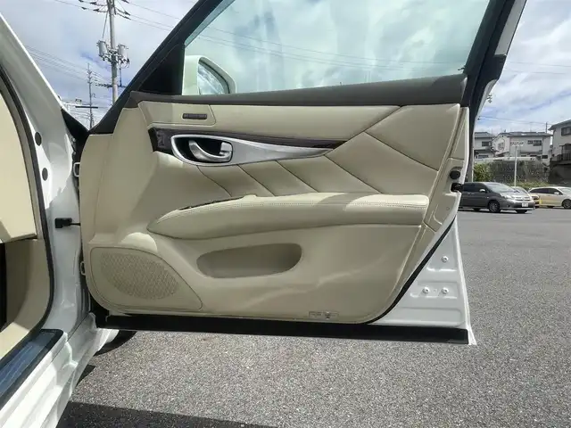 車両画像22