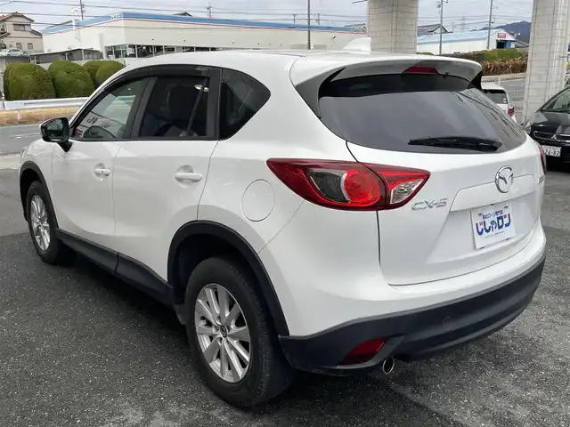 マツダ ＣＸ－５ 20S 愛知県 2012(平24)年 7.6万km クリスタルホワイトパールマイカ (株)IDOMが運営する【じしゃロン豊川店】の自社ローン専用車両になります。こちらは現金またはオートローンご利用時の価格です。自社ローンご希望の方は別途その旨お申付け下さい/ 社外オーディオ/ バックカメラ/ ETC/ 革巻ステアリング/ ドアバイザー