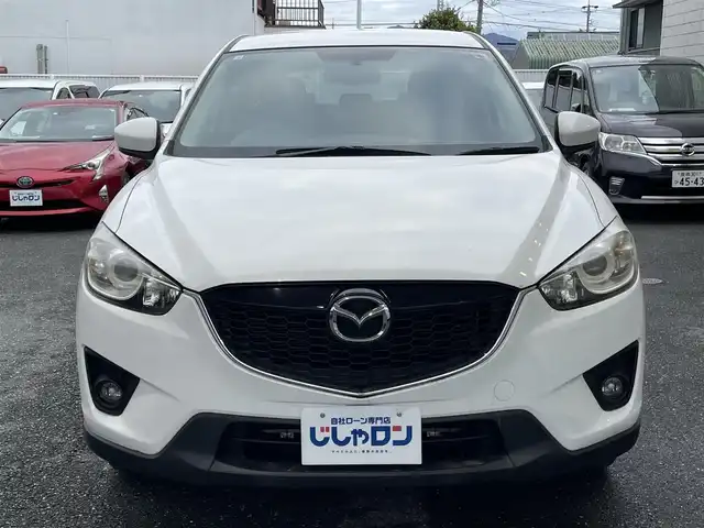 マツダ ＣＸ－５ 20S 愛知県 2012(平24)年 7.6万km クリスタルホワイトパールマイカ (株)IDOMが運営する【じしゃロン豊川店】の自社ローン専用車両になります。こちらは現金またはオートローンご利用時の価格です。自社ローンご希望の方は別途その旨お申付け下さい/ 社外オーディオ/ バックカメラ/ ETC/ 革巻ステアリング/ ドアバイザー