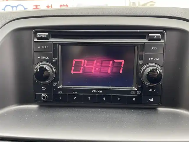 マツダ ＣＸ－５ 20S 愛知県 2012(平24)年 7.6万km クリスタルホワイトパールマイカ (株)IDOMが運営する【じしゃロン豊川店】の自社ローン専用車両になります。こちらは現金またはオートローンご利用時の価格です。自社ローンご希望の方は別途その旨お申付け下さい/ 社外オーディオ/ バックカメラ/ ETC/ 革巻ステアリング/ ドアバイザー