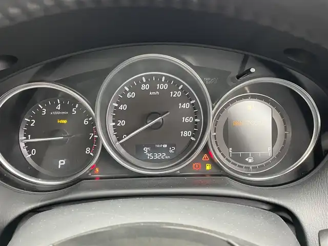 マツダ ＣＸ－５ 20S 愛知県 2012(平24)年 7.6万km クリスタルホワイトパールマイカ (株)IDOMが運営する【じしゃロン豊川店】の自社ローン専用車両になります。こちらは現金またはオートローンご利用時の価格です。自社ローンご希望の方は別途その旨お申付け下さい/ 社外オーディオ/ バックカメラ/ ETC/ 革巻ステアリング/ ドアバイザー