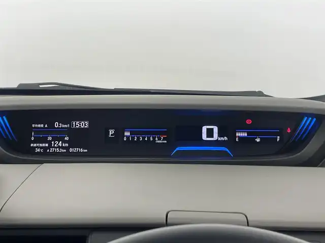 ホンダ フリード G ホンダセンシング 埼玉県 2020(令2)年 1.3万km プラチナホワイトパール 【安全装備】/ホンダセンシング/アダプティブ・クルーズ・コントロール（ACC）/・作動車速域：約30km/hから100km/h間/車線維持支援システム（LKAS）/・作動車速：約65km/hから100km/h間/・ステアリング制御/衝突軽減ブレーキ（CMBS）/・歩行者検知機能/・作動車速：約80km/h未満時/・対向車車速：約30km/hから80km/h時/誤発進抑制機能（前進）/・ミリ波レーダー検知：作動車速10km/h未満/歩行者事故低減ステアリング/・作動車速10km/hから40km/h間/路外逸脱抑制機能/・作動車速：約60km/hから100km/h間/先行車発進お知らせ機能/標識認識機能/【主要装備】/純正ナビ　/バックカメラ　/ドライブレコーダー　　/ハーフレザーシート　/純正１５インチアルミホイール　/スペアキー有り　/両側パワースライドドア　/プッシュスタート　/スマートキー