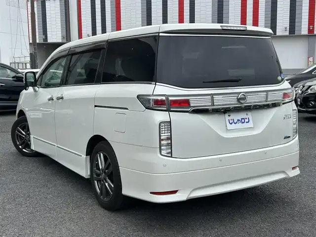 日産 エルグランド