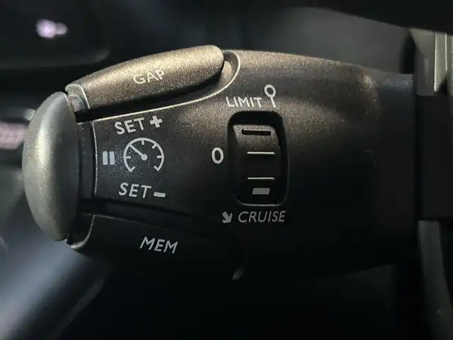 シトロエン シトロエン ベルランゴ シャイン 道南・函館 2020(令2)年 4.8万km ベージュ ワンオーナー車　/ガラスルーフ　/アダクティブクルーズコントロール　/バック・サイドカメラ　/カープレイ　/スマートキー　/スペアキー有　/新車時保証書　/取扱説明書　