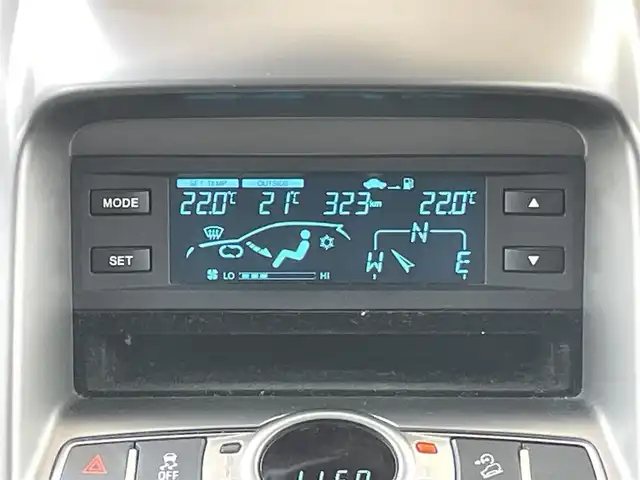 シボレー キャプティバ 宮城県 2014(平26)年 8.6万km 白 4WD/ルーフレーン/SDナビ/フルセグTV/ハーフレザー/冬タイヤ純正アルミ17インチ/純正フロアマット/パワーシート/3列シート/クルーズコントロール/コーナーセンサー