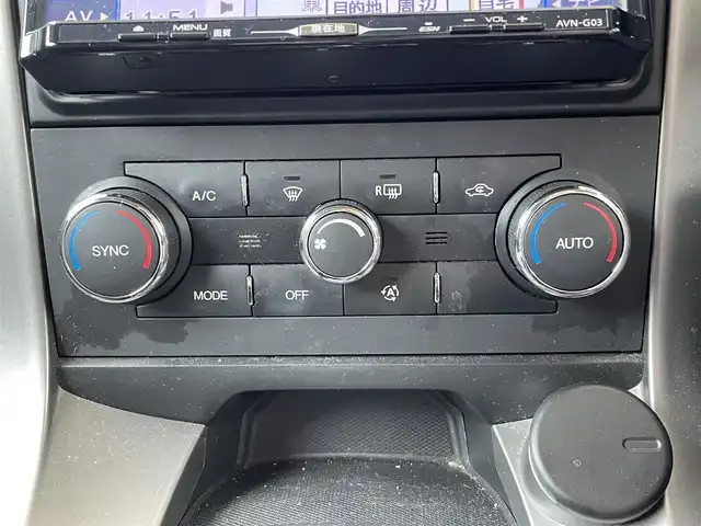 シボレー キャプティバ 宮城県 2014(平26)年 8.6万km 白 4WD/ルーフレーン/SDナビ/フルセグTV/ハーフレザー/冬タイヤ純正アルミ17インチ/純正フロアマット/パワーシート/3列シート/クルーズコントロール/コーナーセンサー