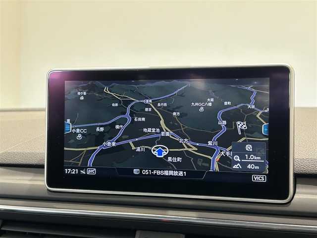 アウディ Ａ４ 2．0 TFSI クワトロスポーツ 福岡県 2018(平30)年 4.2万km 白 バーチャルコックピット＋　/アルカンターラ　/純正ナビ／フルセグ　/３６０°カメラ　/Ｂカメラ　/Ｆカメラ　/Ｂｌｕｅｔｏｏｔｈ　/ＡＣＣ　/ＢＳＭ　/前席シートヒーター　/スマートキー　/前後ドラレコ　/ＥＴＣ２．０