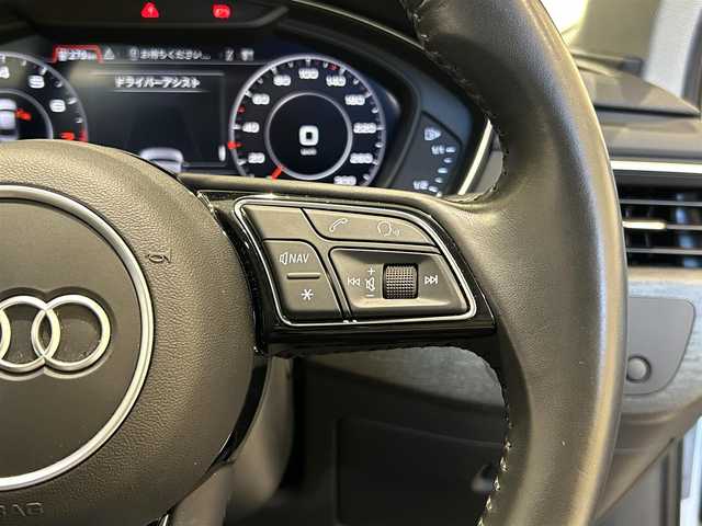 アウディ Ａ４ 2．0 TFSI クワトロスポーツ 福岡県 2018(平30)年 4.2万km 白 バーチャルコックピット＋　/アルカンターラ　/純正ナビ／フルセグ　/３６０°カメラ　/Ｂカメラ　/Ｆカメラ　/Ｂｌｕｅｔｏｏｔｈ　/ＡＣＣ　/ＢＳＭ　/前席シートヒーター　/スマートキー　/前後ドラレコ　/ＥＴＣ２．０