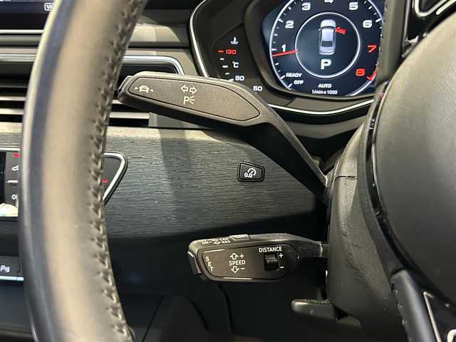 アウディ Ａ４ 2．0 TFSI クワトロスポーツ 福岡県 2018(平30)年 4.2万km 白 バーチャルコックピット＋　/アルカンターラ　/純正ナビ／フルセグ　/３６０°カメラ　/Ｂカメラ　/Ｆカメラ　/Ｂｌｕｅｔｏｏｔｈ　/ＡＣＣ　/ＢＳＭ　/前席シートヒーター　/スマートキー　/前後ドラレコ　/ＥＴＣ２．０