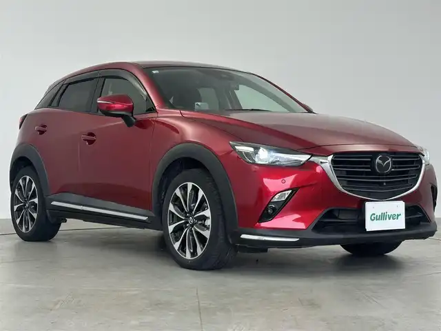マツダ ＣＸ－３ 20SプロアクティブSパッケージ 愛知県 2020(令2)年 1.8万km ソウルレッドクリスタルM 純正8.8インチマツダコネクトナビ/　　・CD/DVD/BT/フルセグ/360°ビュー・モニター/ステアリングリモコン/パドルシフト/MTモード/HUD/ビルトインETC/ドライブレコーダー/パワーシート/シートヒーター/フルフラットシート/純正フロアマット/アドバンスト・スマート・シティ・ブレーキ/AT誤発進抑制制御/スマート・シティ・ブレーキ・サポート（後退時）/車線逸脱警報システム/アダプティブ・LED・ヘッドライト/ハイ・ビーム・コントロールシステム/マツダ・レーダー・クルーズ・コントロール/交通標識認識システム/ドライバー・アテンション・アラート/フロントパーキングセンサー/純正18インチアルミホイール/スマートキー/保証書/取扱説明書/スペアキー１本
