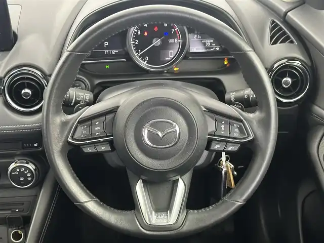 マツダ ＣＸ－３ 20SプロアクティブSパッケージ 愛知県 2020(令2)年 1.8万km ソウルレッドクリスタルM 純正8.8インチマツダコネクトナビ/　　・CD/DVD/BT/フルセグ/360°ビュー・モニター/ステアリングリモコン/パドルシフト/MTモード/HUD/ビルトインETC/ドライブレコーダー/パワーシート/シートヒーター/フルフラットシート/純正フロアマット/アドバンスト・スマート・シティ・ブレーキ/AT誤発進抑制制御/スマート・シティ・ブレーキ・サポート（後退時）/車線逸脱警報システム/アダプティブ・LED・ヘッドライト/ハイ・ビーム・コントロールシステム/マツダ・レーダー・クルーズ・コントロール/交通標識認識システム/ドライバー・アテンション・アラート/フロントパーキングセンサー/純正18インチアルミホイール/スマートキー/保証書/取扱説明書/スペアキー１本