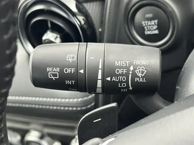 マツダ ＣＸ－３ 20SプロアクティブSパッケージ 愛知県 2020(令2)年 1.8万km ソウルレッドクリスタルM 純正8.8インチマツダコネクトナビ/　　・CD/DVD/BT/フルセグ/360°ビュー・モニター/ステアリングリモコン/パドルシフト/MTモード/HUD/ビルトインETC/ドライブレコーダー/パワーシート/シートヒーター/フルフラットシート/純正フロアマット/アドバンスト・スマート・シティ・ブレーキ/AT誤発進抑制制御/スマート・シティ・ブレーキ・サポート（後退時）/車線逸脱警報システム/アダプティブ・LED・ヘッドライト/ハイ・ビーム・コントロールシステム/マツダ・レーダー・クルーズ・コントロール/交通標識認識システム/ドライバー・アテンション・アラート/フロントパーキングセンサー/純正18インチアルミホイール/スマートキー/保証書/取扱説明書/スペアキー１本