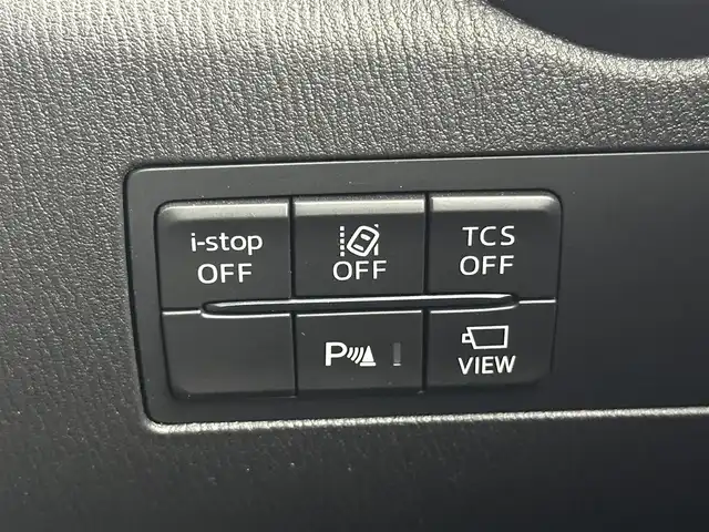 マツダ ＣＸ－３ 20SプロアクティブSパッケージ 愛知県 2020(令2)年 1.8万km ソウルレッドクリスタルM 純正8.8インチマツダコネクトナビ/　　・CD/DVD/BT/フルセグ/360°ビュー・モニター/ステアリングリモコン/パドルシフト/MTモード/HUD/ビルトインETC/ドライブレコーダー/パワーシート/シートヒーター/フルフラットシート/純正フロアマット/アドバンスト・スマート・シティ・ブレーキ/AT誤発進抑制制御/スマート・シティ・ブレーキ・サポート（後退時）/車線逸脱警報システム/アダプティブ・LED・ヘッドライト/ハイ・ビーム・コントロールシステム/マツダ・レーダー・クルーズ・コントロール/交通標識認識システム/ドライバー・アテンション・アラート/フロントパーキングセンサー/純正18インチアルミホイール/スマートキー/保証書/取扱説明書/スペアキー１本