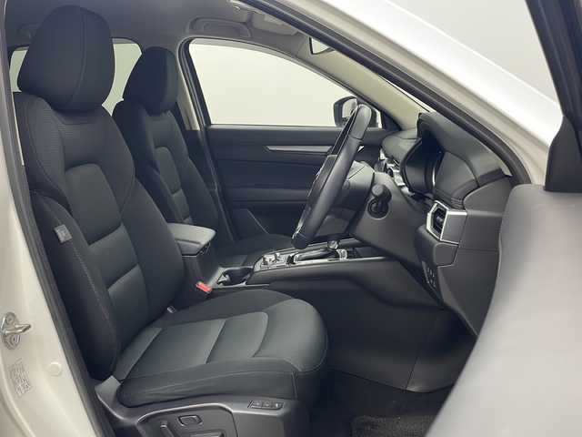 マツダ ＣＸ－５ 20S プロアクティブ 栃木県 2018(平30)年 2.2万km スノーフレイクホワイトパールマイカ 純正ナビ/AM FM CD　DVD SD USB AUX BT フルセグTV/クルーズコントロール/ETC/アラウンドビューモニター/衝突軽減/コーナーセンサー/ブラインドスポットモニター/レーンアシスト/ステアリングヒーター/シートヒーター/運転席パワーシート/ヘッドアップディスプレイ/LEDヘッドライト/オートライト/オートマチックハイビーム/オートワイパー/純正フロアマット/純正アルミホイール
