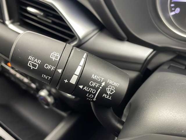 マツダ ＣＸ－５ 20S プロアクティブ 栃木県 2018(平30)年 2.2万km スノーフレイクホワイトパールマイカ 純正ナビ/AM FM CD　DVD SD USB AUX BT フルセグTV/クルーズコントロール/ETC/アラウンドビューモニター/衝突軽減/コーナーセンサー/ブラインドスポットモニター/レーンアシスト/ステアリングヒーター/シートヒーター/運転席パワーシート/ヘッドアップディスプレイ/LEDヘッドライト/オートライト/オートマチックハイビーム/オートワイパー/純正フロアマット/純正アルミホイール