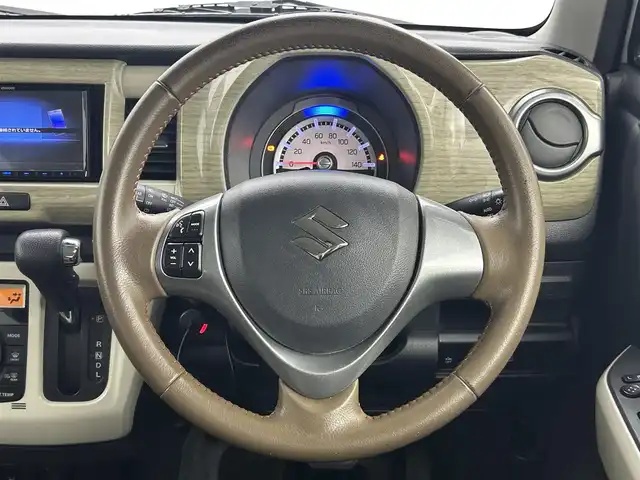 スズキ ハスラー ワンダラー 岡山県 2019(令1)年 4.4万km ピュアホワイトパール/ウッディブラウン2トーンルーフ メモリナビゲーション/（CD/DVD/BT/USB/フルセグ）/合皮ハーフレザー/バックカメラ/ビルトインＥＴＣ/衝突軽減ブレーキ/踏み間違い防止/シートヒーター/ドライブレコーダー（前）/プッシュスタート/ルーフレール/ＨＩＤヘッドライト/レーンキープアシスト/アイドリングストップ/ISOFIX/ステアリングスイッチ/チルトステアリング/シートリフター/ウインカーミラー/ドアバイザー/オートライト/フォグランプ/スマートキー×1