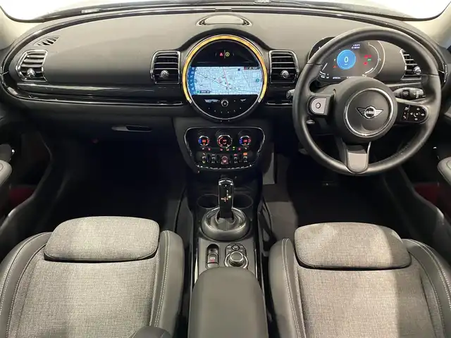 ＭＩＮＩ ＢＭＷ ミニ クラブマン クーパーD 熊本県 2022(令4)年 4.8万km MINI Yoursエニグマティックブラック ・ワンオーナー/・スマートキー/・プッシュスタート/・インテリジェントセーフティ/・PDC自動起動/・パーキングアシスト/・クルーズコントロール/・ハーフレザースポーツシート/・前席シートヒーター /・純正HDDナビ/　【Bluetooth・USB】/・フルセグTV/・バックカメラ/・LEDヘッドランプ/・LEDフォグランプ/・UKテール/・保証書/取説