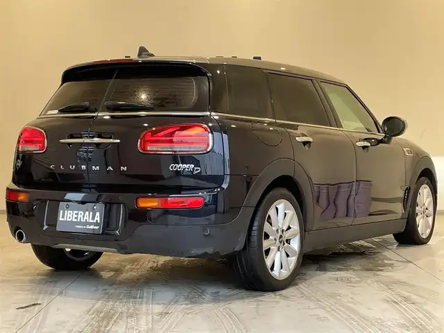 ＭＩＮＩ ＢＭＷ ミニ クラブマン クーパーD 熊本県 2022(令4)年 4.8万km MINI Yoursエニグマティックブラック ・ワンオーナー/・スマートキー/・プッシュスタート/・インテリジェントセーフティ/・PDC自動起動/・パーキングアシスト/・クルーズコントロール/・ハーフレザースポーツシート/・前席シートヒーター /・純正HDDナビ/　【Bluetooth・USB】/・フルセグTV/・バックカメラ/・LEDヘッドランプ/・LEDフォグランプ/・UKテール/・保証書/取説