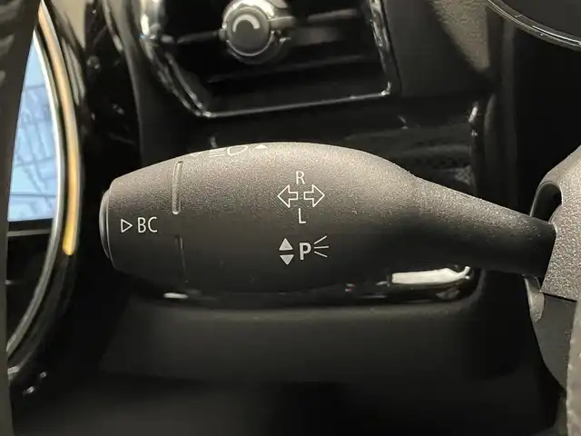 ＭＩＮＩ ＢＭＷ ミニ クラブマン クーパーD 熊本県 2022(令4)年 4.8万km MINI Yoursエニグマティックブラック ・ワンオーナー/・スマートキー/・プッシュスタート/・インテリジェントセーフティ/・PDC自動起動/・パーキングアシスト/・クルーズコントロール/・ハーフレザースポーツシート/・前席シートヒーター /・純正HDDナビ/　【Bluetooth・USB】/・フルセグTV/・バックカメラ/・LEDヘッドランプ/・LEDフォグランプ/・UKテール/・保証書/取説